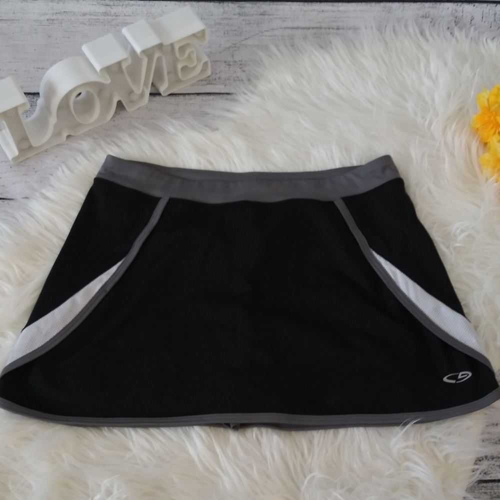 🌟LIKE NEW🌟 CHAMPION Skort
